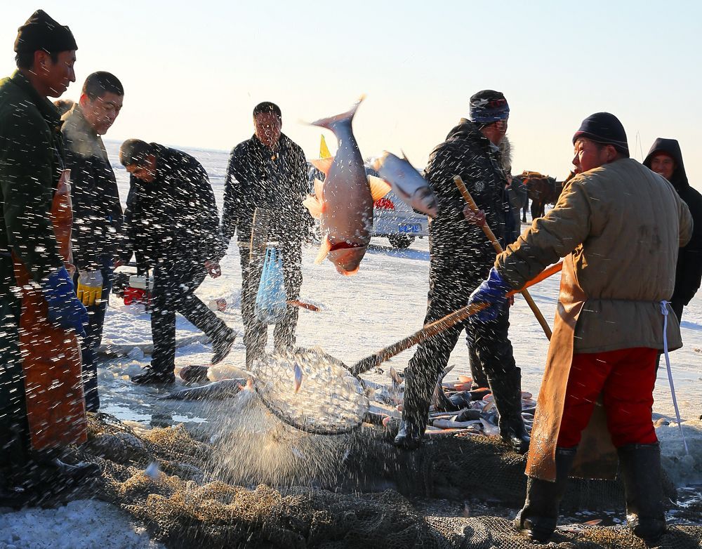3.松原市前郭**查干湖**景区 (季节推荐指数:★★★★★)